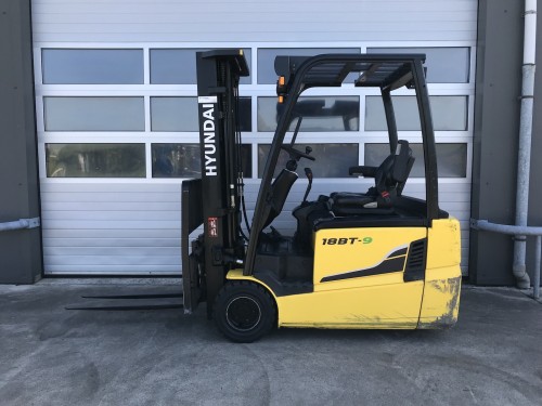 www.gebruikteheftrucks.net Hyundai 18BT-9 2016 elektrische vorkheftruck