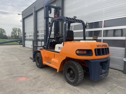 www.gebruikteheftrucks.net Hyundai Halla 7 ton diesel machine 7000kg HDF70A kalmar hyster linde toyota doosan yale jungheinrich 2