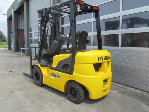 www.gebruikteheftrucks.net hyundai 1.8 ton diesel 2