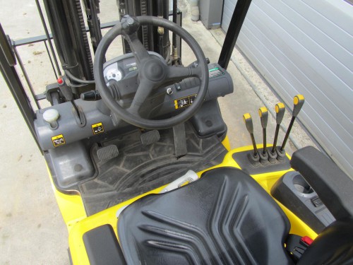 www.gebruikteheftrucks.net hyundai 1.8 ton diesel 3