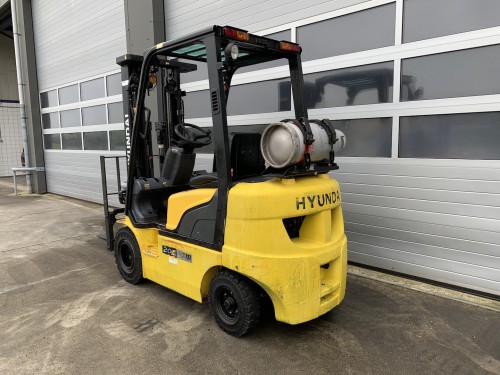 www.gebruikteheftrucks.net hyundai 20L-7M gebruikte LPG heftruck 2 ton 2
