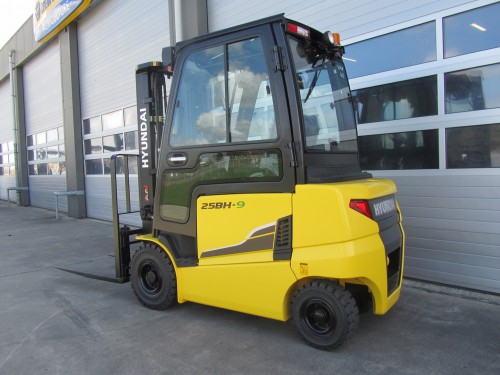 www.gebruikteheftrucks.net hyundai vorkheftruck 2,5ton 25BH-92