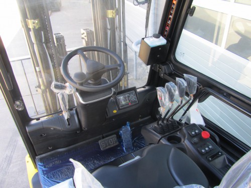 www.gebruikteheftrucks.net hyundai vorkheftruck 2,5ton 25BH-93