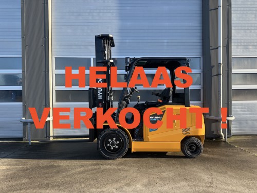 -VERKOCHT- www.gebruikteheftrucks.net-Hyundai-30BE-X-3000KG-3ton-6m-triplex-3-delig-side-shift-half-cabine-elektrische-heftruck-vorkheftruck-forklift-Hyster-Baoli-Linde-Toyota-EP-Heli (1)