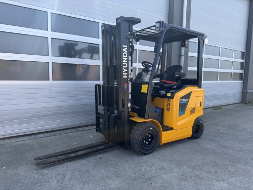 www.gebruikteheftrucks.net : Hyundai 20BE-X 2000kg 2.0ton elektrische heftruck vorkheftruck huur lease koop rental forklift verhuur operational-lease voorraad 1