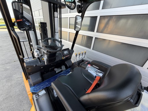 www.gebruikteheftrucks.net : Hyundai 35BE-X 3500kg 3.5ton elektrische heftruck vorkheftruck huur lease koop rental forklift verhuur operational-lease voorraad 3