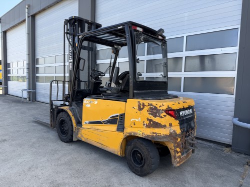 www.gebruikteheftrucks.net Hyundai 50B-9 5 ton elektrische heftruck clark linde Bobcat hyster toyota jungheinrich 5 ton electric .1