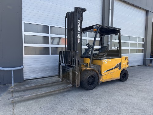 www.gebruikteheftrucks.net Hyundai 50B-9 5 ton elektrische heftruck clark linde Bobcat hyster toyota jungheinrich 5 ton electric .2