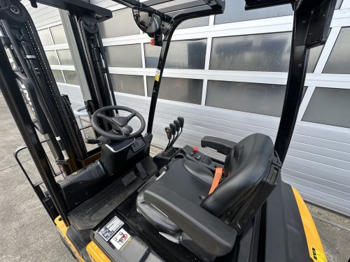 www.gebruikteheftrucks.net Hyundai 18BT-9U elektrische heftruck 1,8 ton heftruck Linde Still Doosan Jungheinrich BT Toyota forklift electric 1800kg 4,7 meter triplex mast 3