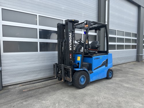 www.gebruikteheftrucks.net Hyundai 25BH-9 elektrische heftruck vorkheftruck forklift 4.7meter 2500kg 2.5ton Linde Still Hyster Toyota Jungheinrich electric 2