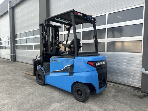 www.gebruikteheftrucks.net Hyundai 30BH-9 elektrische heftruck vorkheftruck forklift 4.7meter 3000kg 3ton Linde Still Hyster Toyota Jungheinrich electric 1