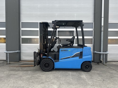 www.gebruikteheftrucks.net Hyundai 30BH-9 elektrische heftruck vorkheftruck forklift 4.7meter 3000kg 3ton Linde Still Hyster Toyota Jungheinrich electric