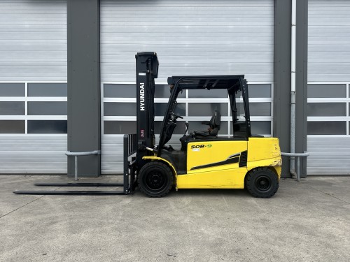 www.gebruikteheftrucks.net Hyundai 50B-9 5 ton elektrische heftruck clark linde Bobcat hyster toyota jungheinrich 5 ton electric