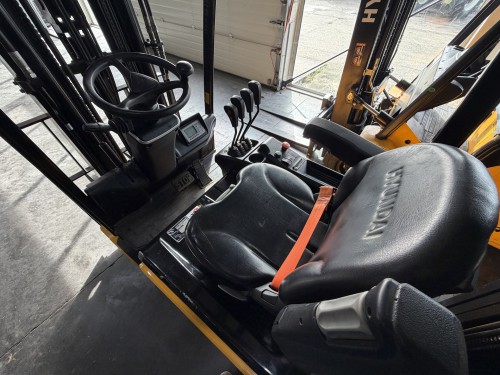 www.gebruikteheftrucks.net Hyundai 15BTR-9 elektrische heftruck 1.5ton 1500kg forklift electric 3