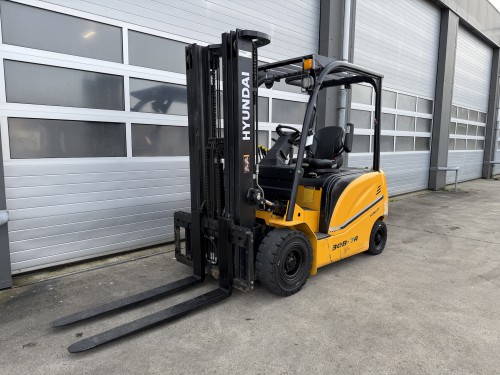 www.gebruikteheftrucks.net Hyundai 30B-7A elektrische heftruck 3ton 3000kg forklift electric 1