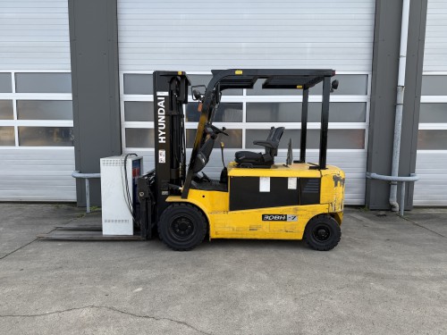 www.gebruikteheftrucks.net Hyundai 30BH-7 elektrische heftruck 3ton 3000kg forklift electric