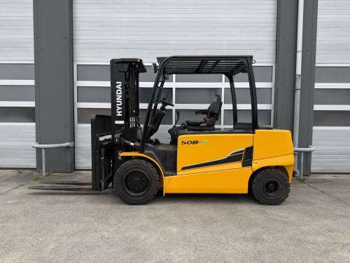 www.gebruikteheftrucks.net Hyundai 50B-9 5 ton elektrische heftruck clark linde Bobcat hyster toyota jungheinrich 5 ton electric container